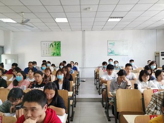 心理学院开展全体教师教学观摩活...